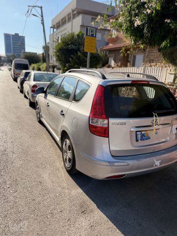 יונדאי i30