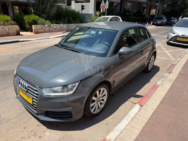 מודעת רכב אאודי A1