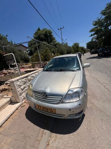טויוטה קורולה