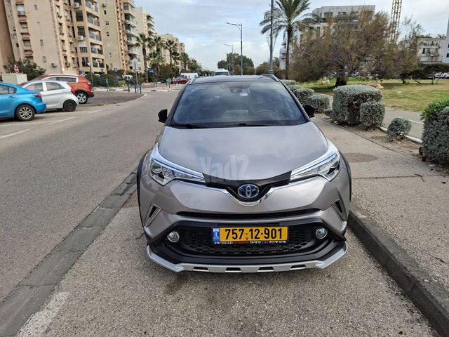 טויוטה C-HR