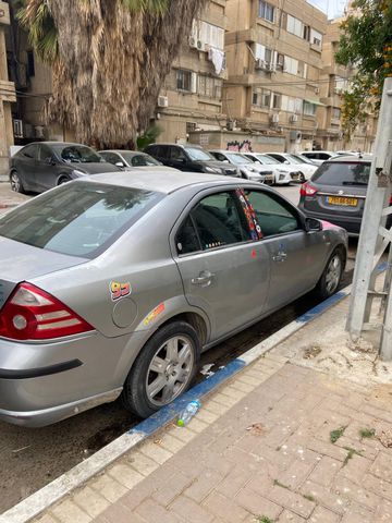 פורד מונדאו