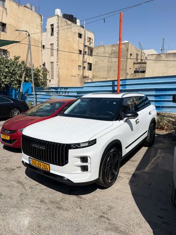 ג'אקו J7