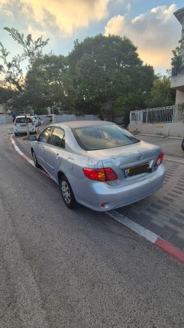 טויוטה קורולה