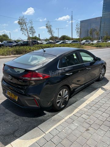 יונדאי איוניק