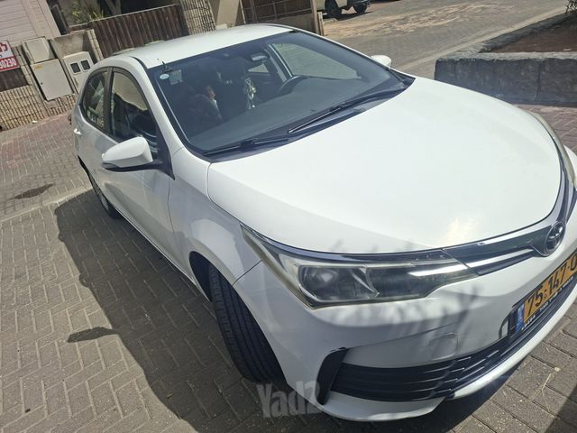 מודעת רכב טויוטה קורולה