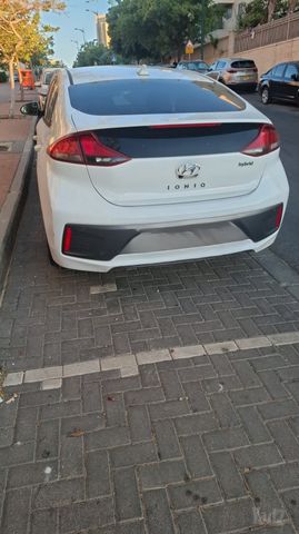 מודעת רכב יונדאי איוניק