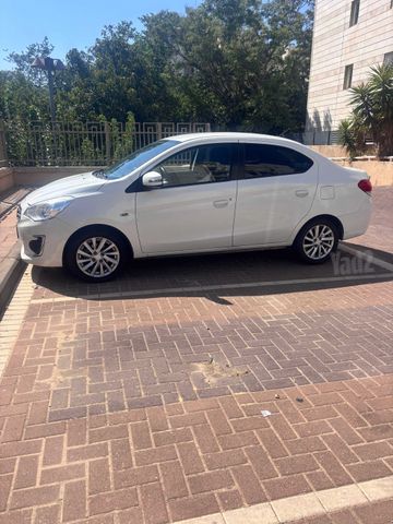 מיצובישי אטראז'