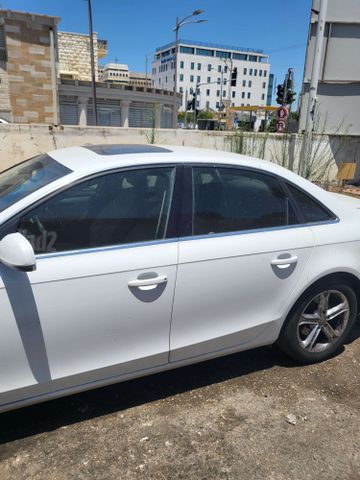 אאודי A4