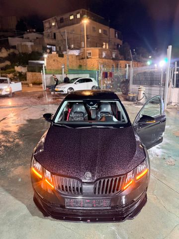 סקודה אוקטביה