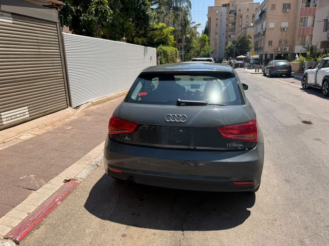 אאודי A1