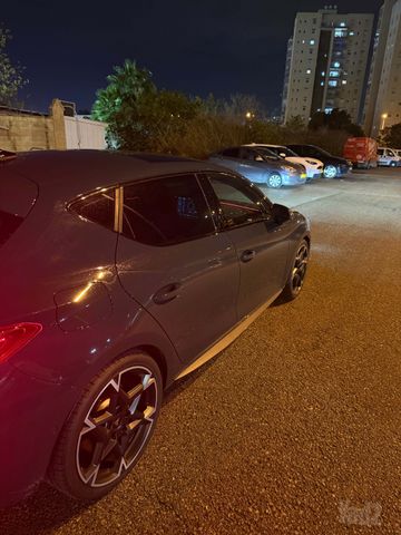 קופרה לאון