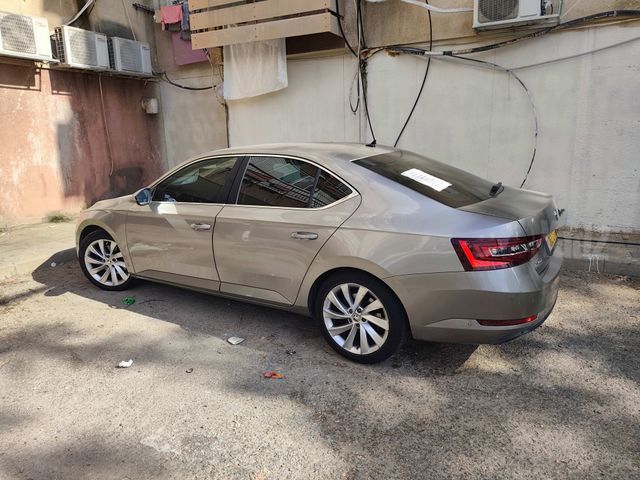 סקודה סופרב