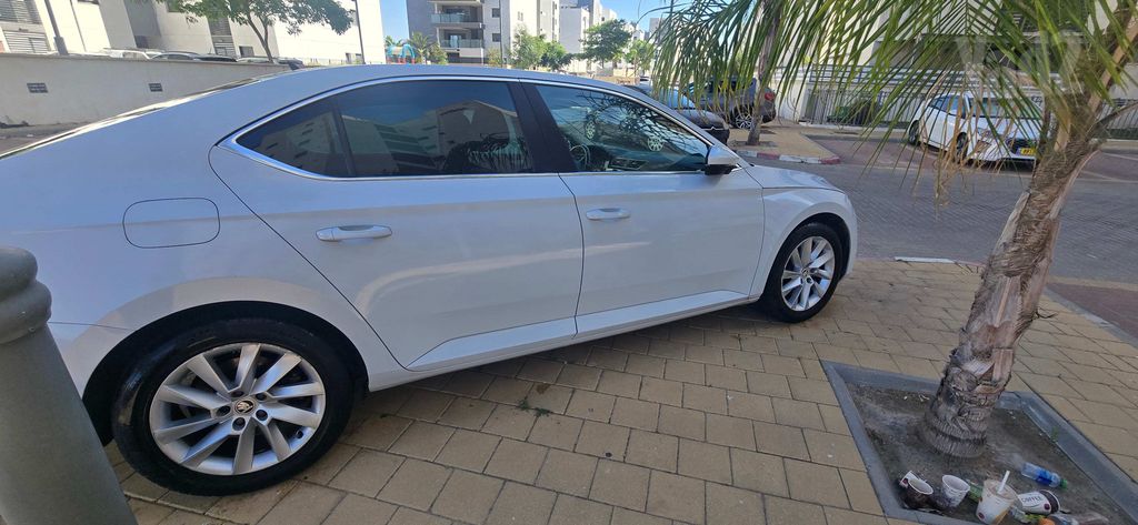 מודעת רכב סקודה סופרב