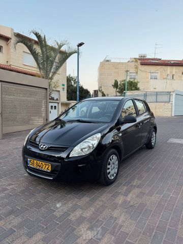 יונדאי i20