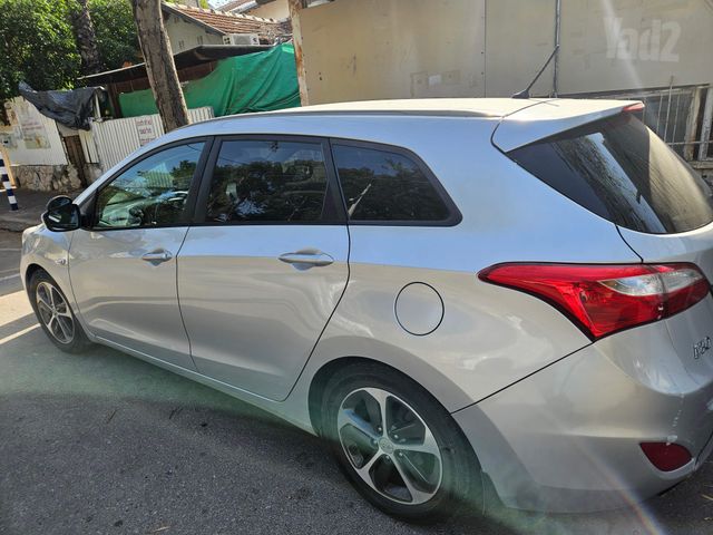 יונדאי i30
