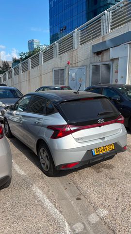 יונדאי i20
