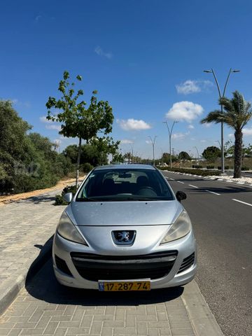 פיג'ו 207