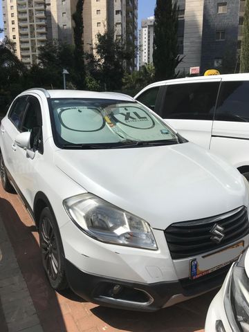 סוזוקי קרוסאובר