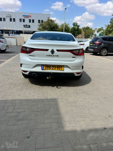 רנו מגאן