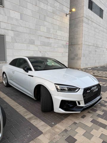 אאודי A5