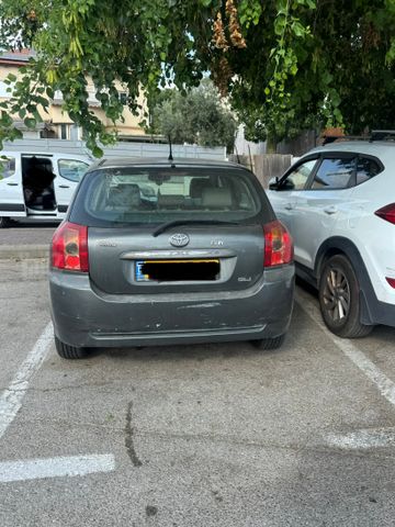 טויוטה קורולה