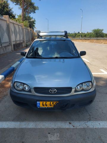 מודעת רכב טויוטה קורולה