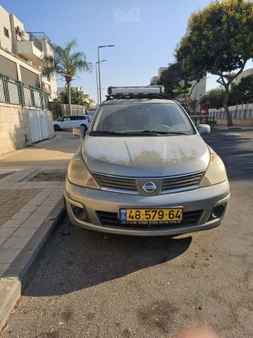 ניסאן טידה