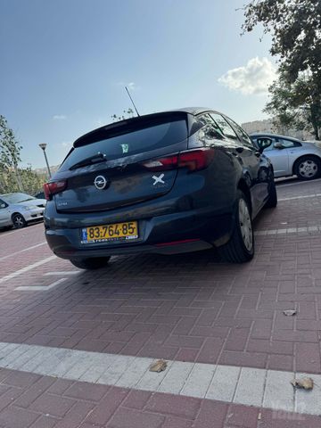 אופל אסטרה