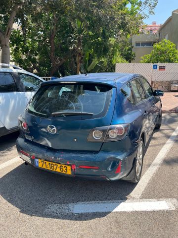 מודעת רכב מאזדה 3