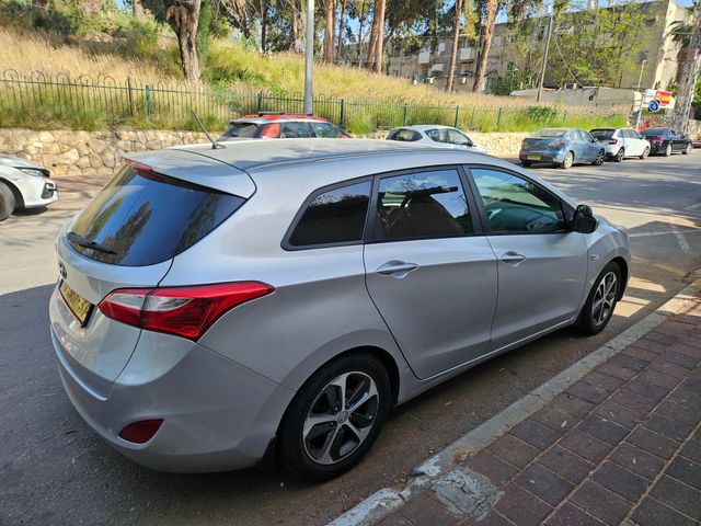מודעת רכב יונדאי i30