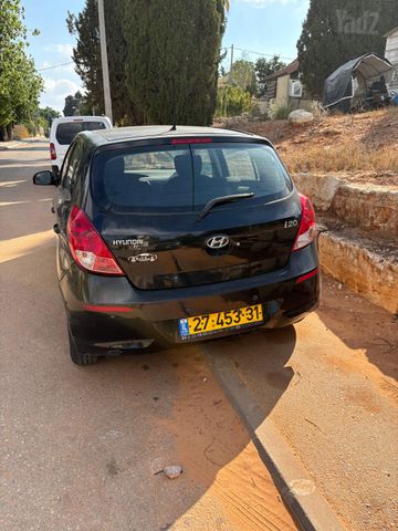 יונדאי i20