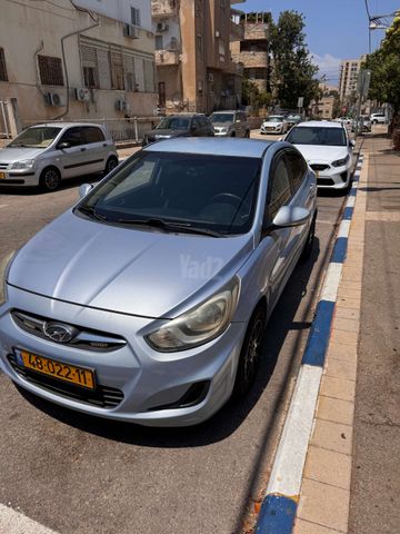 יונדאי אקסנט i25