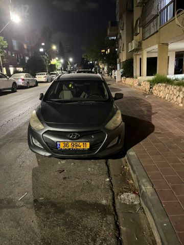 יונדאי i30