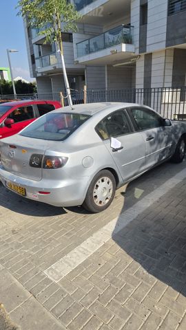 מאזדה 3