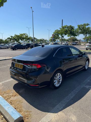 מודעת רכב טויוטה קורולה