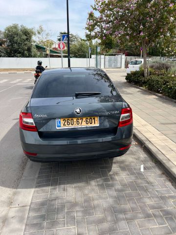 סקודה אוקטביה