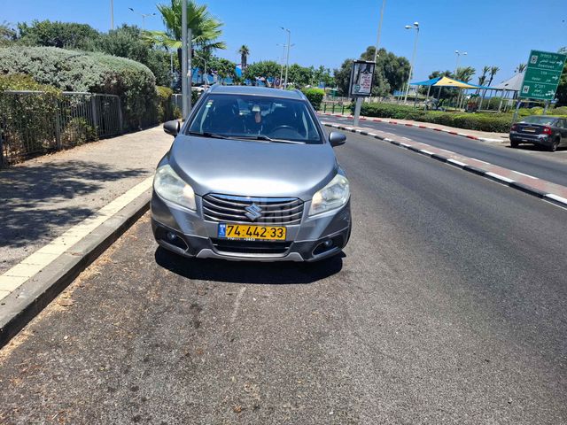 מודעת רכב סוזוקי קרוסאובר