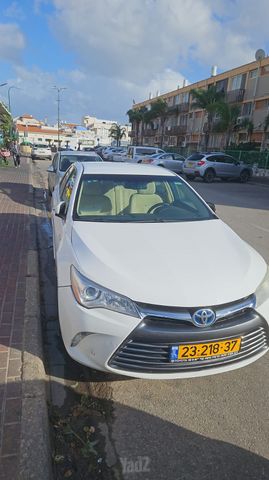 טויוטה קאמרי