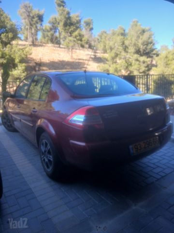 רנו מגאן