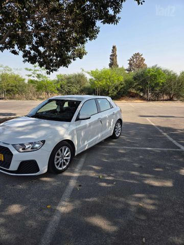 אאודי A1