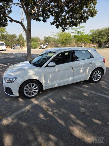 אאודי A1