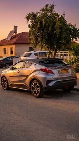 טויוטה C-HR