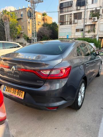 רנו מגאן