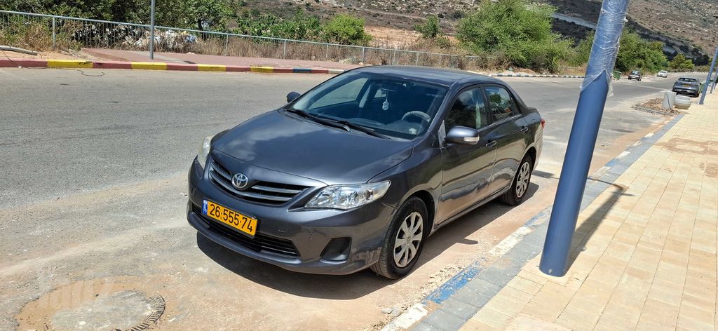 מודעת רכב טויוטה קורולה