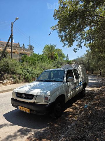 מודעת רכב טויוטה היילקס