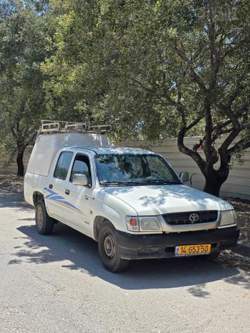 טויוטה היילקס