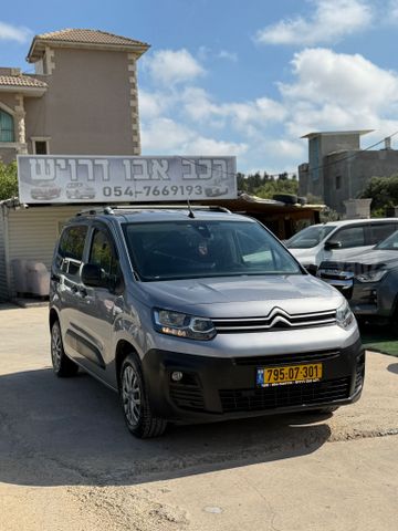 מודעת רכב סיטרואן ברלינגו