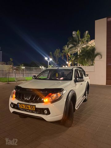 מיצובישי טרייטון / L200