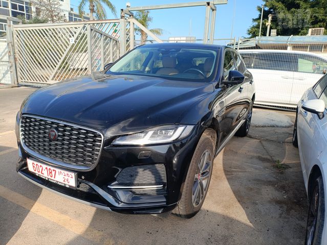 מודעת רכב יגואר F-Pace
