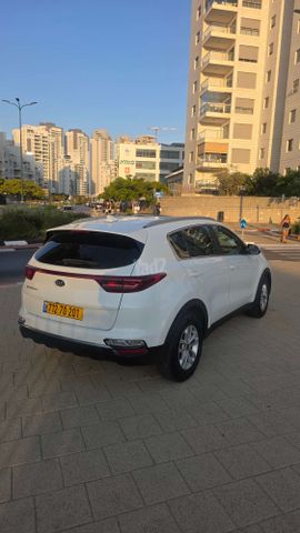 קיה ספורטז'